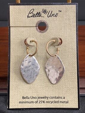 NWT Bella Uno two tone earrings